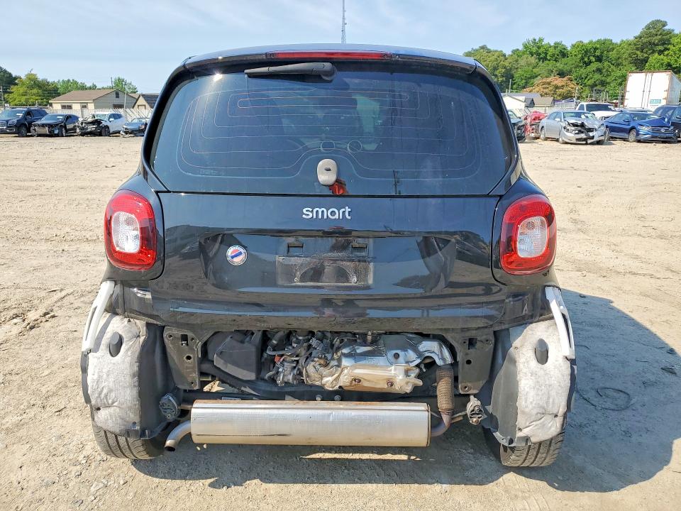 2016 Smart Fortwo მანქანა იყიდება აუქციონზე, vin: WMEFJ5DA2GK056643, აუქციონის ნომერი: 58757786