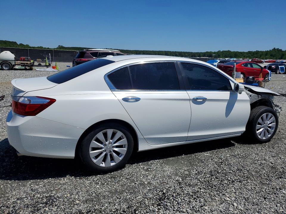 2015 Honda Accord მანქანა იყიდება აუქციონზე, vin: 1HGCR2F82FA133682, აუქციონის ნომერი: 56105726