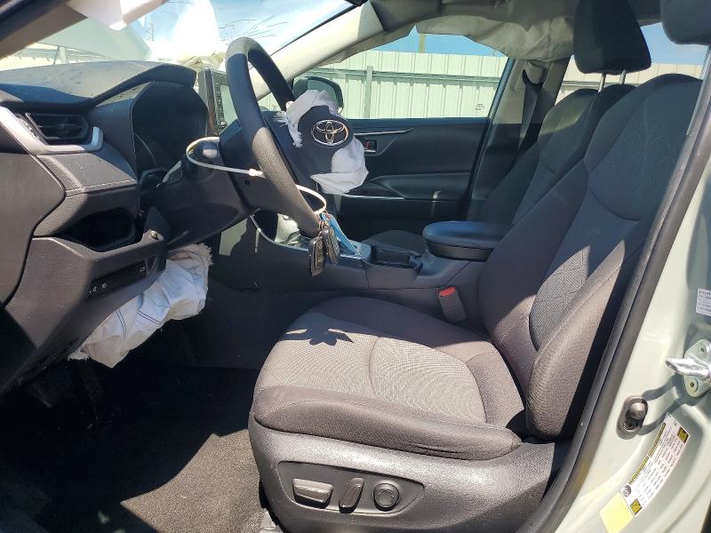 Auction sale of the 2021 Toyota Rav4, vin: 2T3W1RFV0MW136984, lot number: 56695006