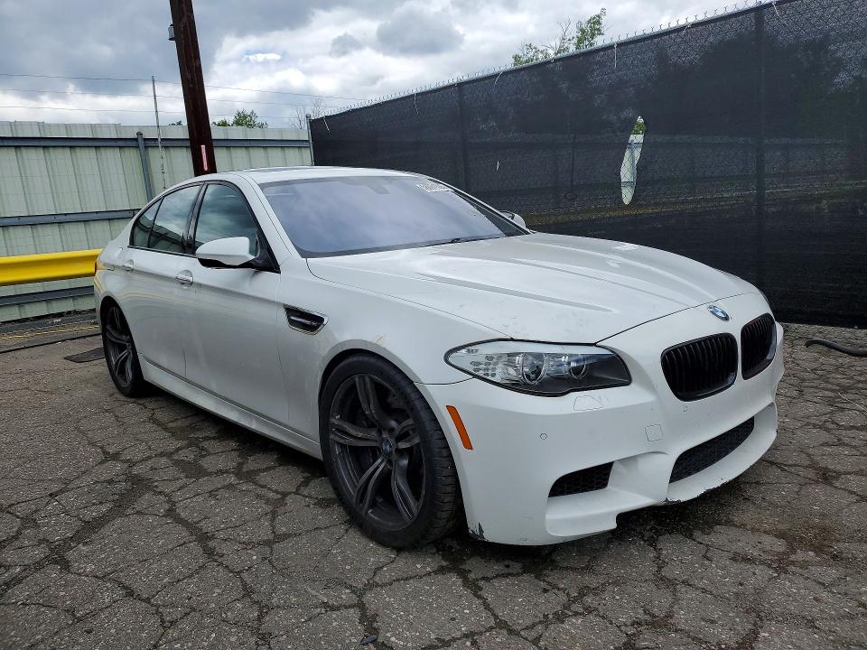 58091586 :رقم المزاد ، WBSFV9C58DC773514 vin ، 2013 Bmw M5 مزاد بيع