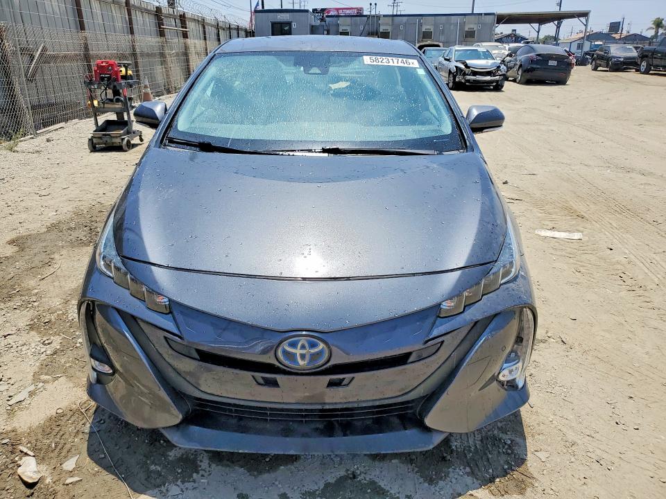 2017 Toyota Prius Prime მანქანა იყიდება აუქციონზე, vin: JTDKARFP4H3046715, აუქციონის ნომერი: 58231746