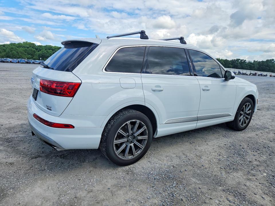 Продажа на аукционе авто 2017 Audi Q7, vin: WA1LAAF71HD023645, номер лота: 58353046
