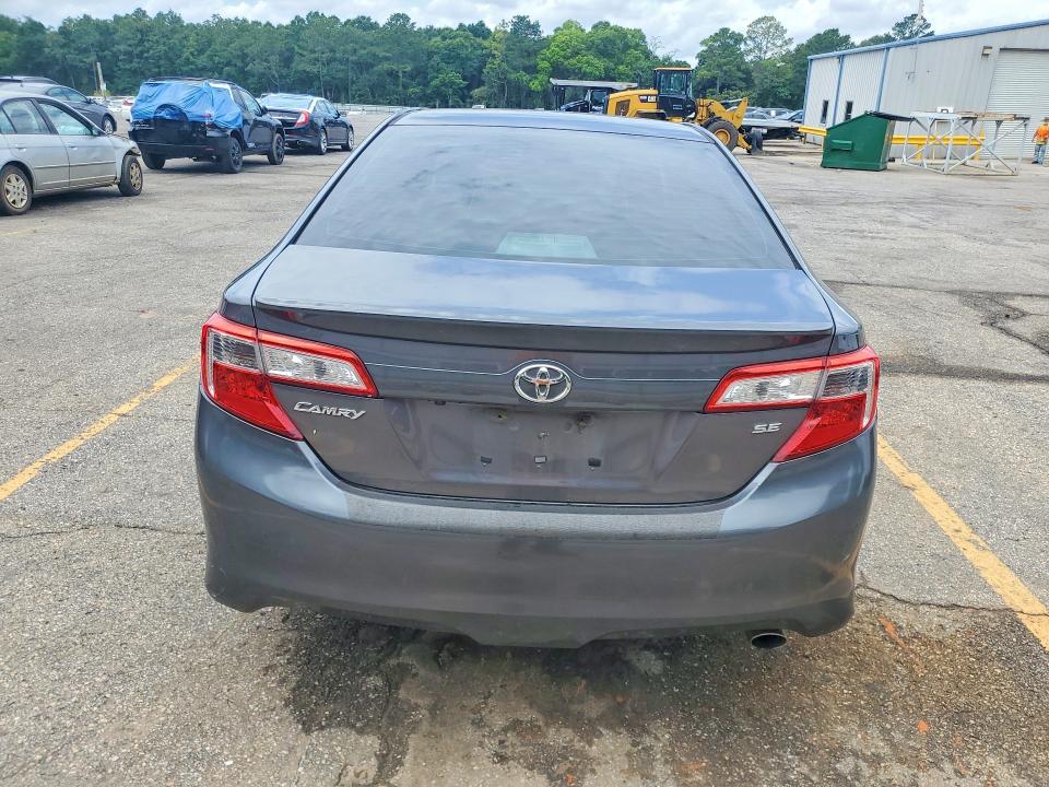 56789866 :رقم المزاد ، 4T1BF1FK8EU411146 vin ، 2014 Toyota Camry مزاد بيع