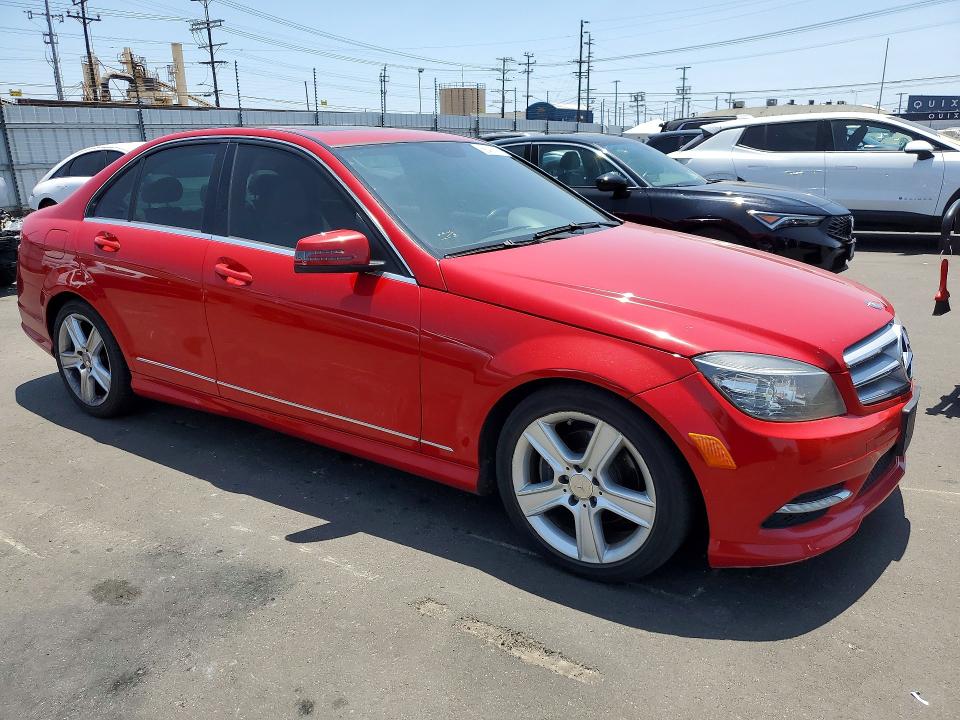 56436336 :رقم المزاد ، WDDGF5EB8BR152214 vin ، 2011 Mercedes-benz C مزاد بيع