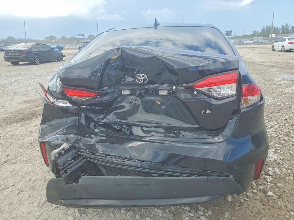 Продажа на аукционе авто 2022 Toyota Corolla, vin: JTDEPMAEXNJ228396, номер лота: 58233616