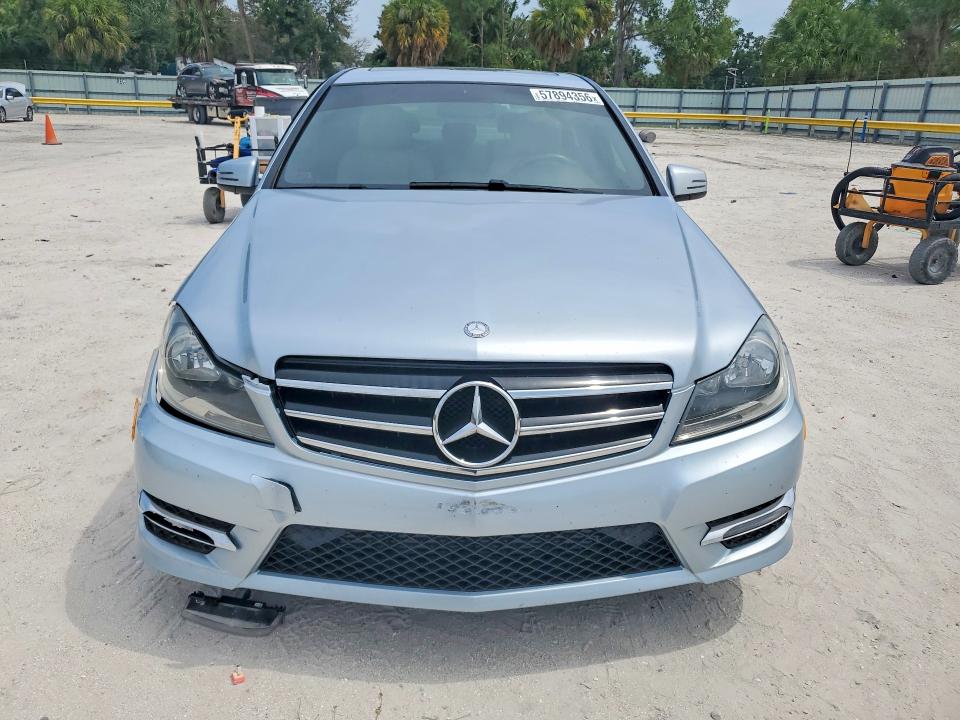 57894356 :رقم المزاد ، WDDGF4HBXEA957897 vin ، 2014 Mercedes-benz C مزاد بيع
