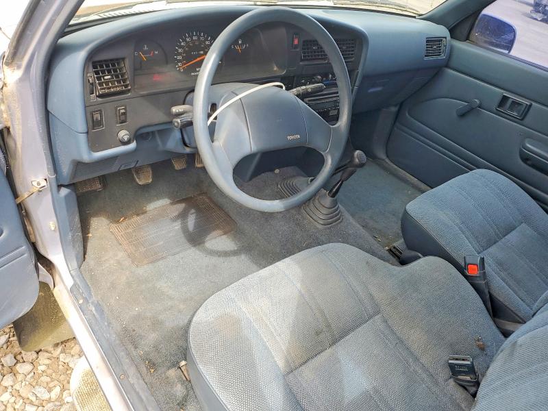 57631376 :رقم المزاد ، JT4VN13D8K5013807 vin ، 1989 Toyota Pickup مزاد بيع