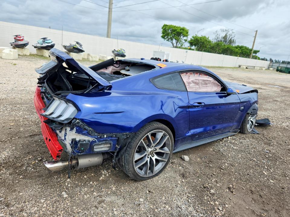 Продаж на аукціоні авто 2016 Ford Mustang, vin: 1FA6P8CF3G5261839, номер лоту: 56253356