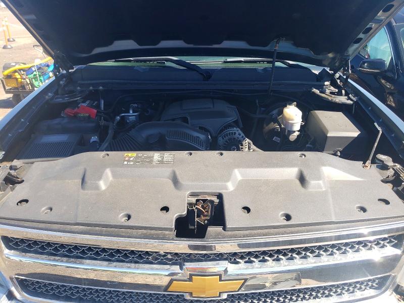 55820256 :رقم المزاد ، 1GCRKSE74DZ243119 vin ، 2013 Chevrolet Silverado مزاد بيع