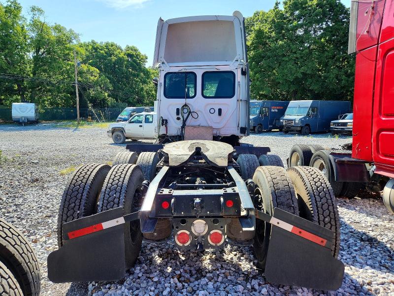 Продажа на аукционе авто 2025 Freightliner Cascadia 126, vin: 3AKJHLDR4SDWC1991, номер лота: 55950356