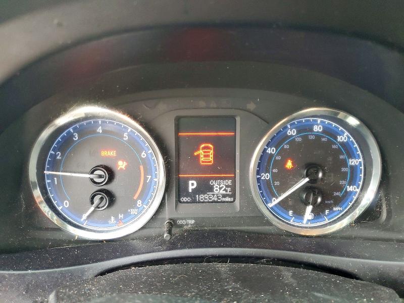 Продажа на аукционе авто 2017 Toyota Corolla, vin: 5YFBURHE3HP672606, номер лота: 56358176