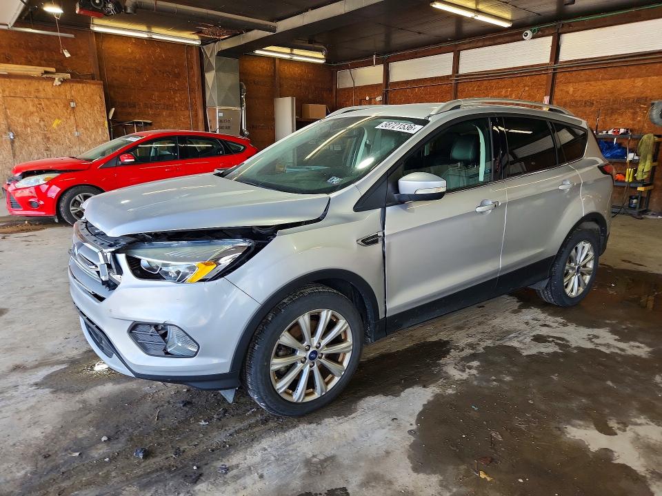 58721536 :رقم المزاد ، 1FMCU9JD3HUD06598 vin ، 2017 Ford Escape مزاد بيع