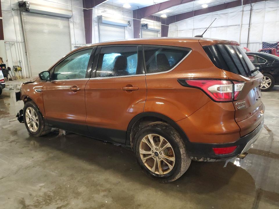2017 Ford Escape მანქანა იყიდება აუქციონზე, vin: 1FMCU9GD0HUE76246, აუქციონის ნომერი: 57666096