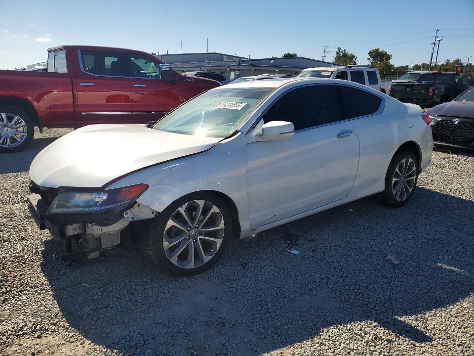 Auction sale of the 2014 Honda Accord, vin: 1HGCT2B82EA000216, lot number: 58242656