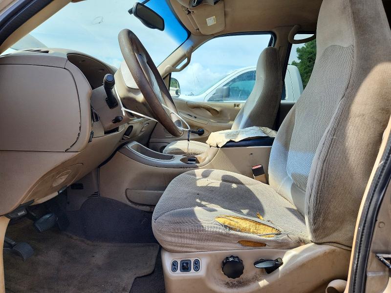 55756966 :رقم المزاد ، 1FMRU15W71LB81009 vin ، 2001 Ford Expedition مزاد بيع