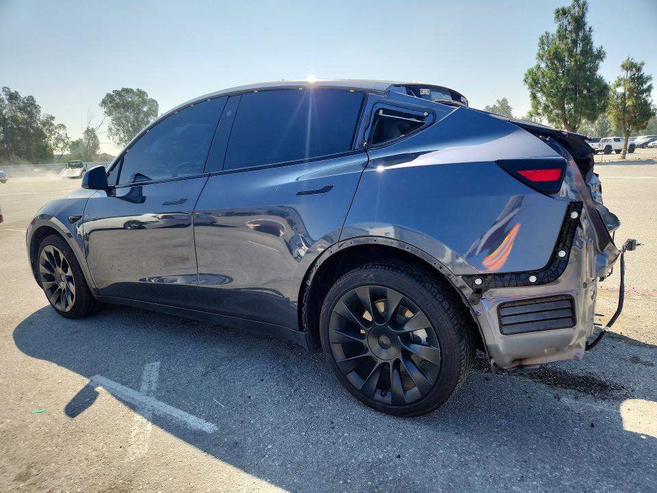 Продажа на аукционе авто 2022 Tesla Model Y, vin: 7SAYGDEE0NF459924, номер лота: 57265366