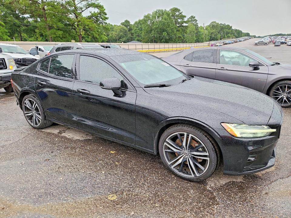 2021 Volvo S60 მანქანა იყიდება აუქციონზე, vin: 7JR102FM4MG080962, აუქციონის ნომერი: 58379546