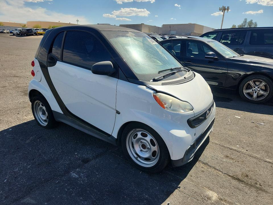 Продажа на аукционе авто 2015 Smart Fortwo, vin: WMEEJ3BA4FK806013, номер лота: 56496606