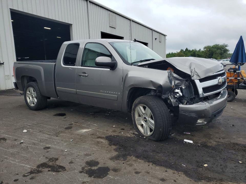 Продажа на аукционе авто 2007 Chevrolet Silverado, vin: 1GCEC19017Z511650, номер лота: 55141886
