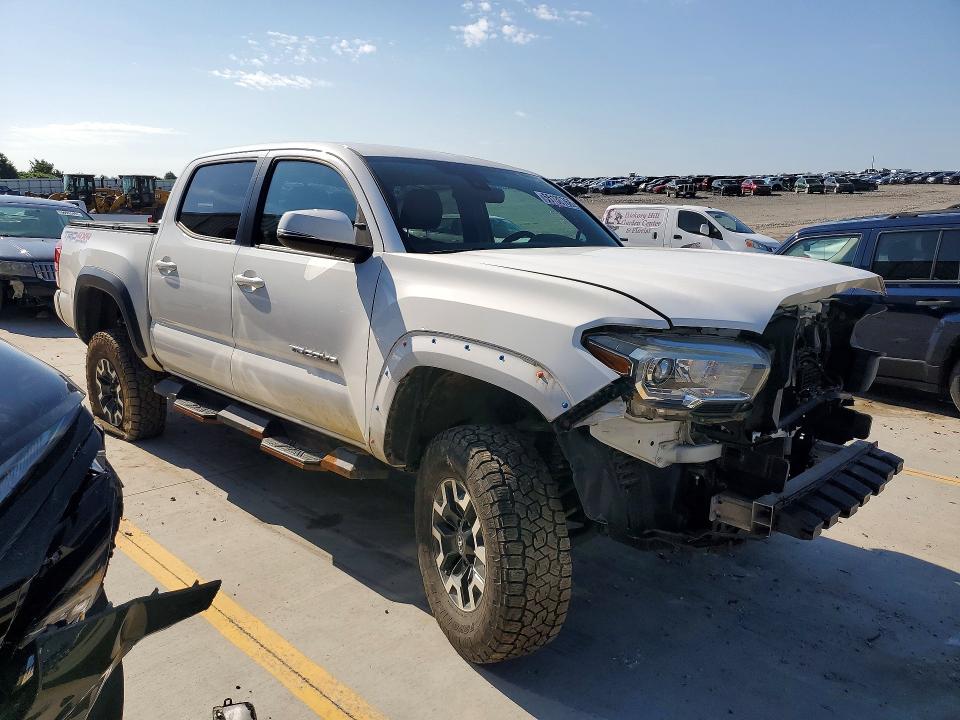 55130766 :رقم المزاد ، 3TMCZ5AN0JM138906 vin ، 2018 Toyota Tacoma مزاد بيع