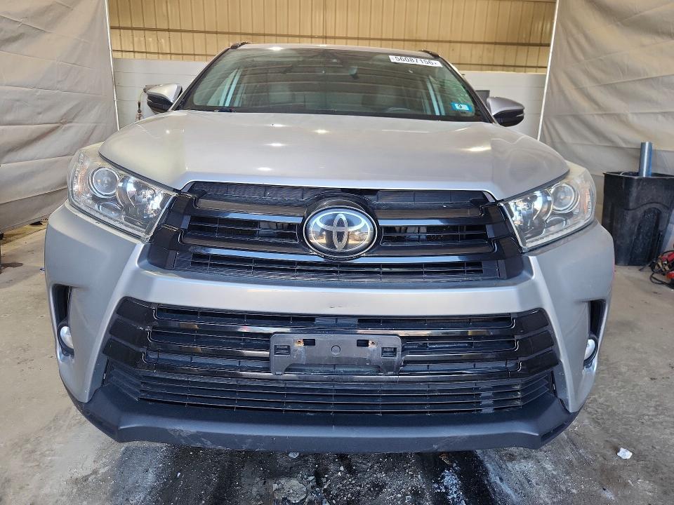 Aukcja sprzedaży 2018 Toyota Highlander, vin: 5TDJZRFH6JS495086, numer aukcji: 56087156