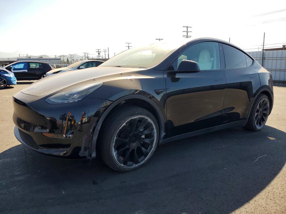 58125126 :رقم المزاد ، 7SAYGAEE6PF664942 vin ، 2023 Tesla Model Y مزاد بيع