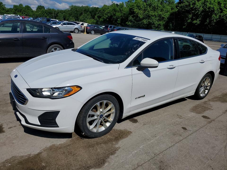 58371946 :رقم المزاد ، 3FA6P0LU0KR184966 vin ، 2019 Ford Fusion مزاد بيع