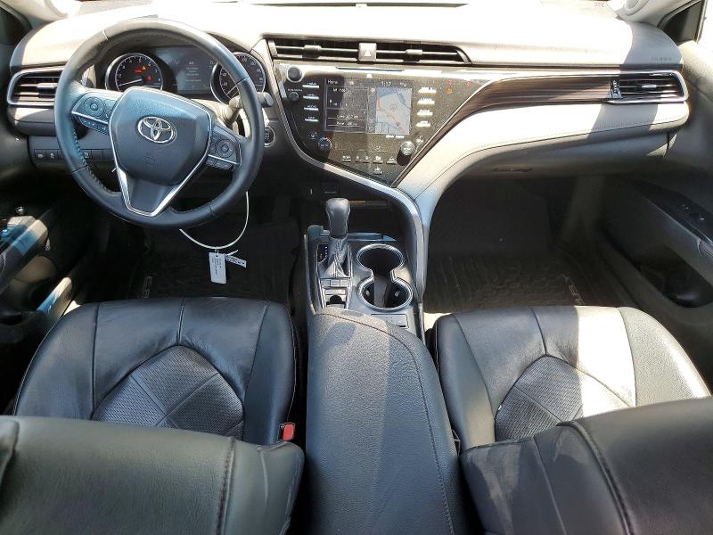 55602266 :رقم المزاد ، 4T1B11HK5KU779680 vin ، 2019 Toyota Camry مزاد بيع