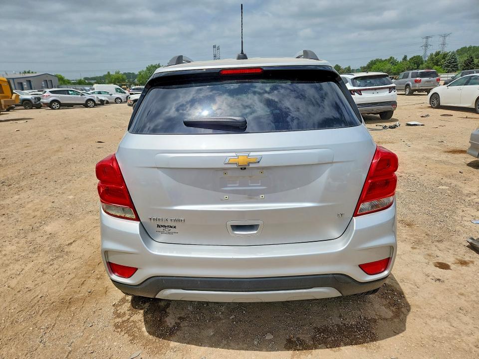 58411696 :رقم المزاد ، KL7CJPSB9JB580255 vin ، 2018 Chevrolet Trax مزاد بيع