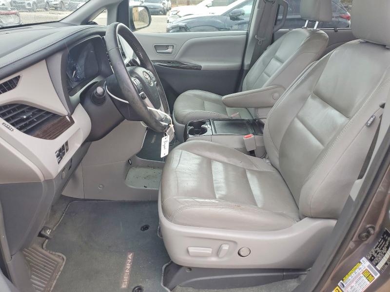 55532066 :رقم المزاد ، 5TDYK3DC8GS741944 vin ، 2016 Toyota Sienna مزاد بيع