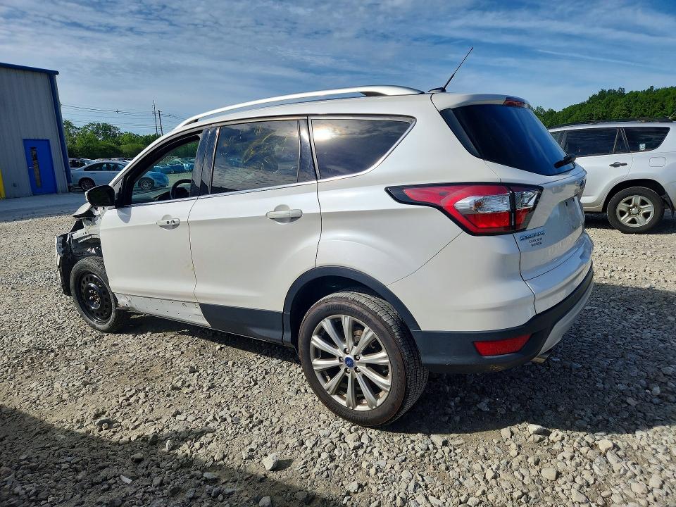 58630396 :رقم المزاد ، 1FMCU9J94HUD98672 vin ، 2017 Ford Escape مزاد بيع
