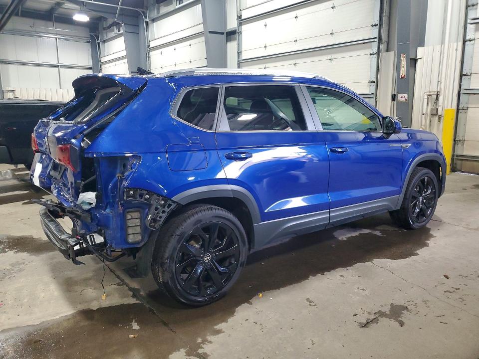 2022 Volkswagen Taos მანქანა იყიდება აუქციონზე, vin: 3VVLX7B20NM072113, აუქციონის ნომერი: 57573596
