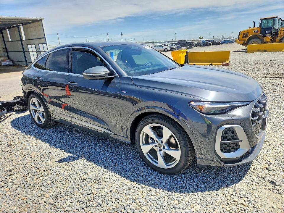Продаж на аукціоні авто 2025 Audi Q5, vin: WA1FAAGU8S2117042, номер лоту: 57266496