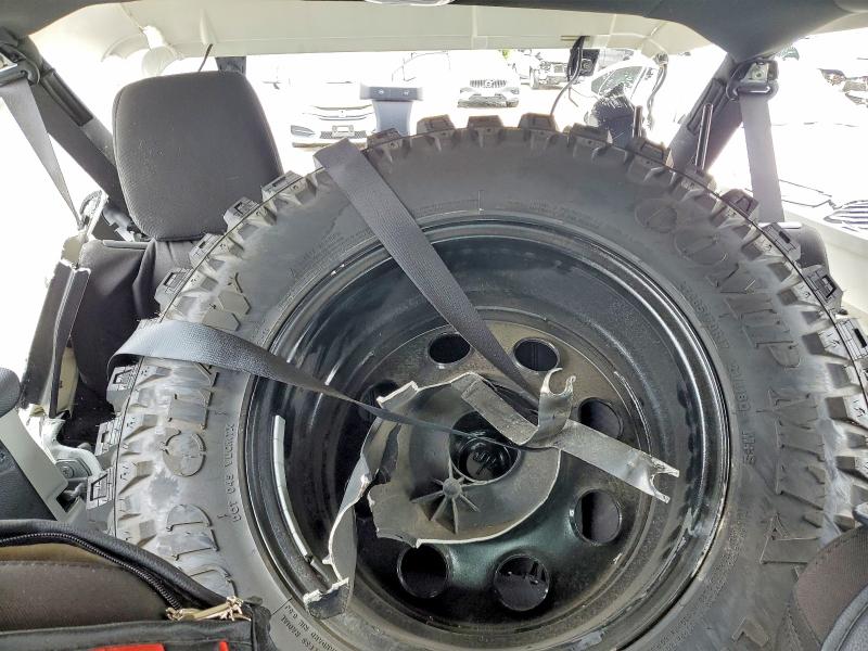 58334776 :رقم المزاد ، 1C4BJWDG6HL554881 vin ، 2017 Jeep Wrangler Unlimited مزاد بيع