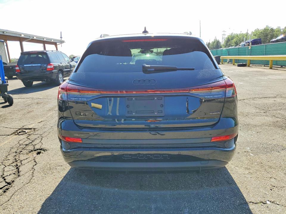 Продажа на аукционе авто 2024 Audi Q4 E-tron, vin: WA1MUBFZ6RP060760, номер лота: 55991646