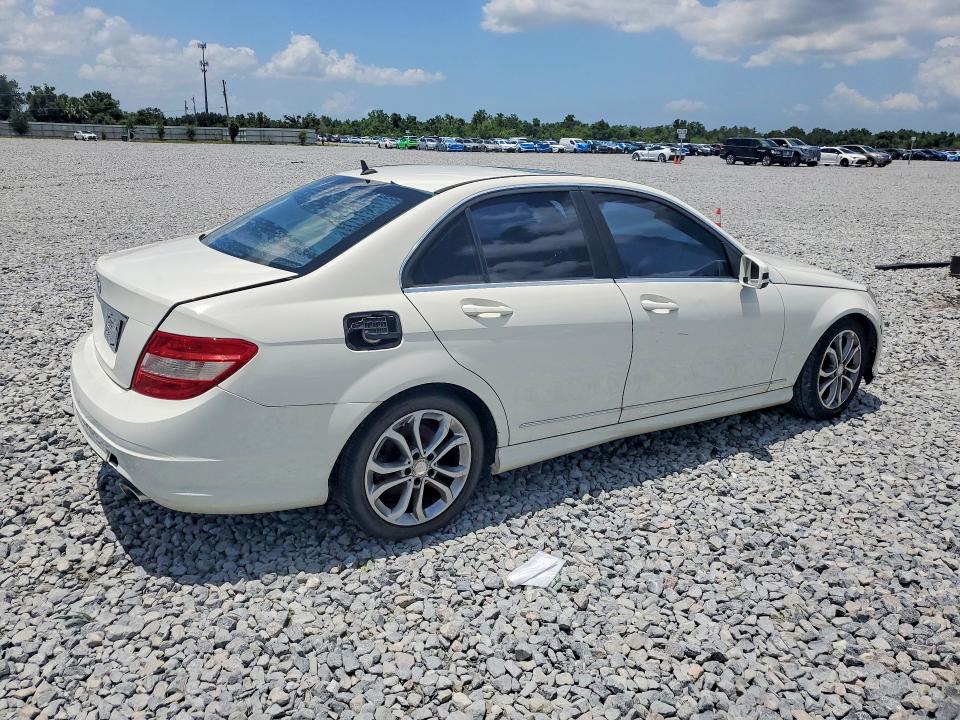 58764046 :رقم المزاد ، WDDGF5EB5BR137136 vin ، 2011 Mercedes-benz C مزاد بيع