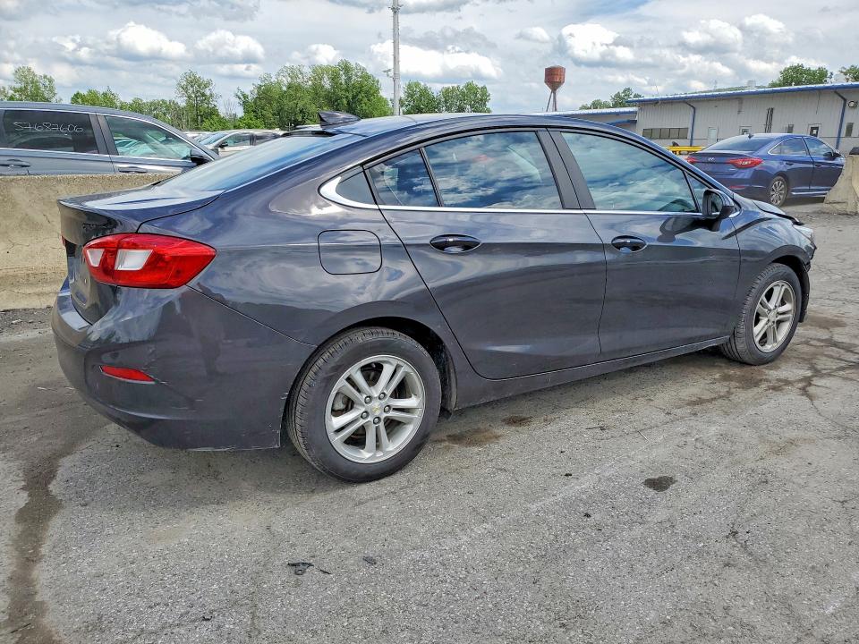 2017 Chevrolet Cruze მანქანა იყიდება აუქციონზე, vin: 1G1BE5SM9H7261971, აუქციონის ნომერი: 58018996