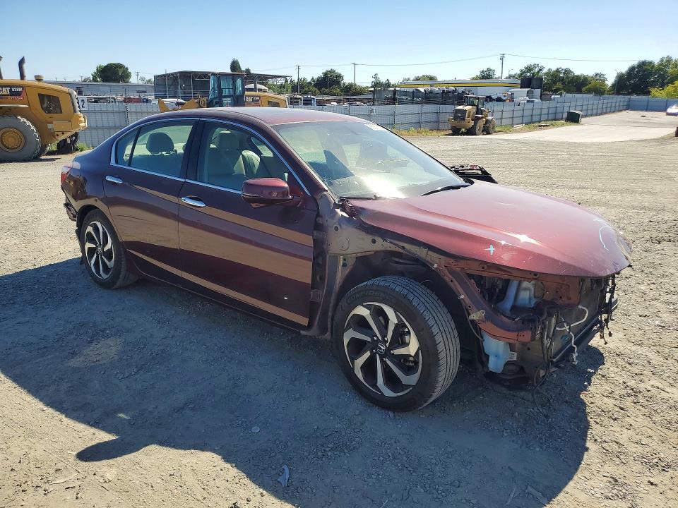 Auction sale of the 2017 Honda Accord, vin: 1HGCR3F82HA004043, lot number: 58607676