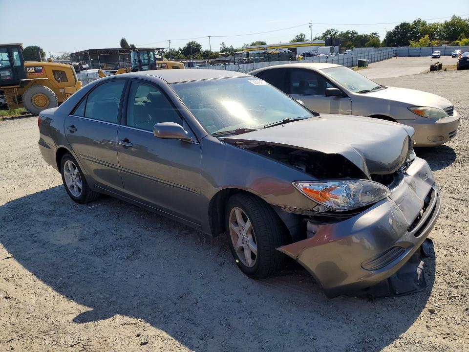 58204346 :رقم المزاد ، 4T1BE32K94U940902 vin ، 2004 Toyota Camry مزاد بيع