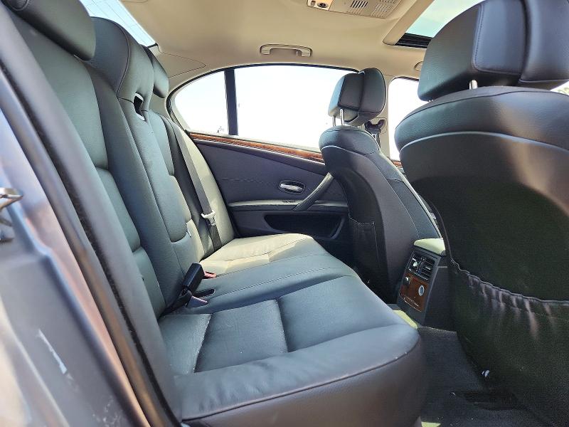 56266696 :رقم المزاد ، WBANU5C59AC126126 vin ، 2010 Bmw 528 مزاد بيع
