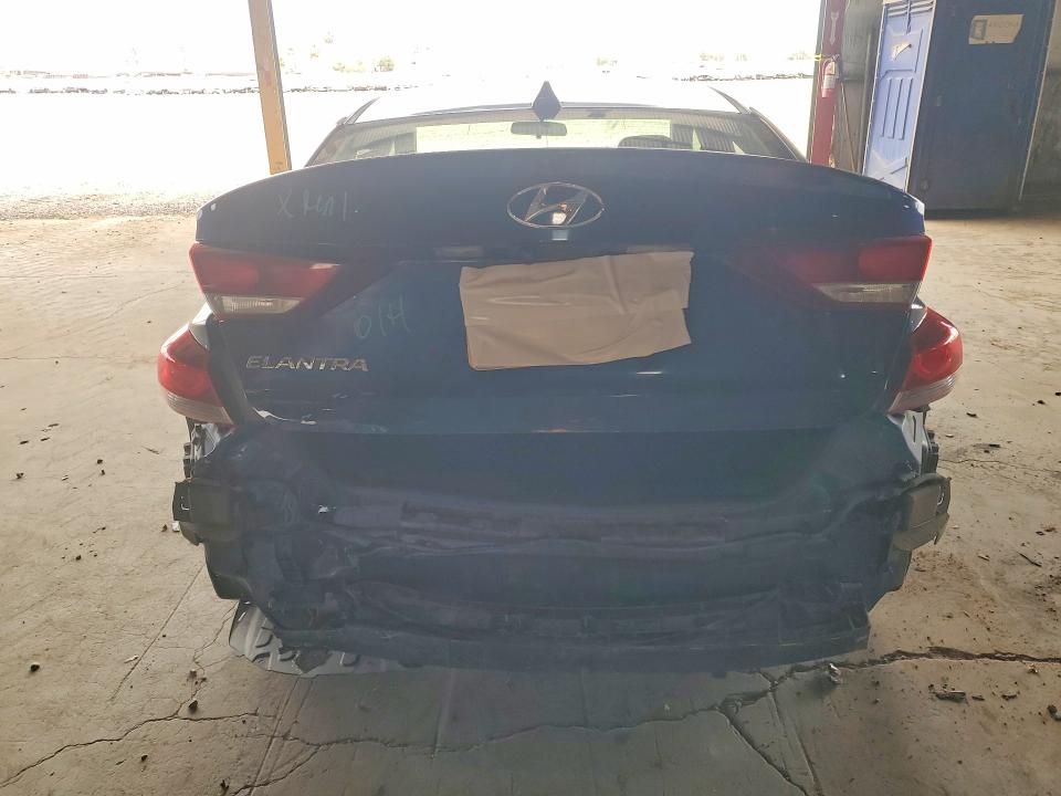 Продаж на аукціоні авто 2018 Hyundai Elantra, vin: 5NPD84LF7JH374529, номер лоту: 56990246