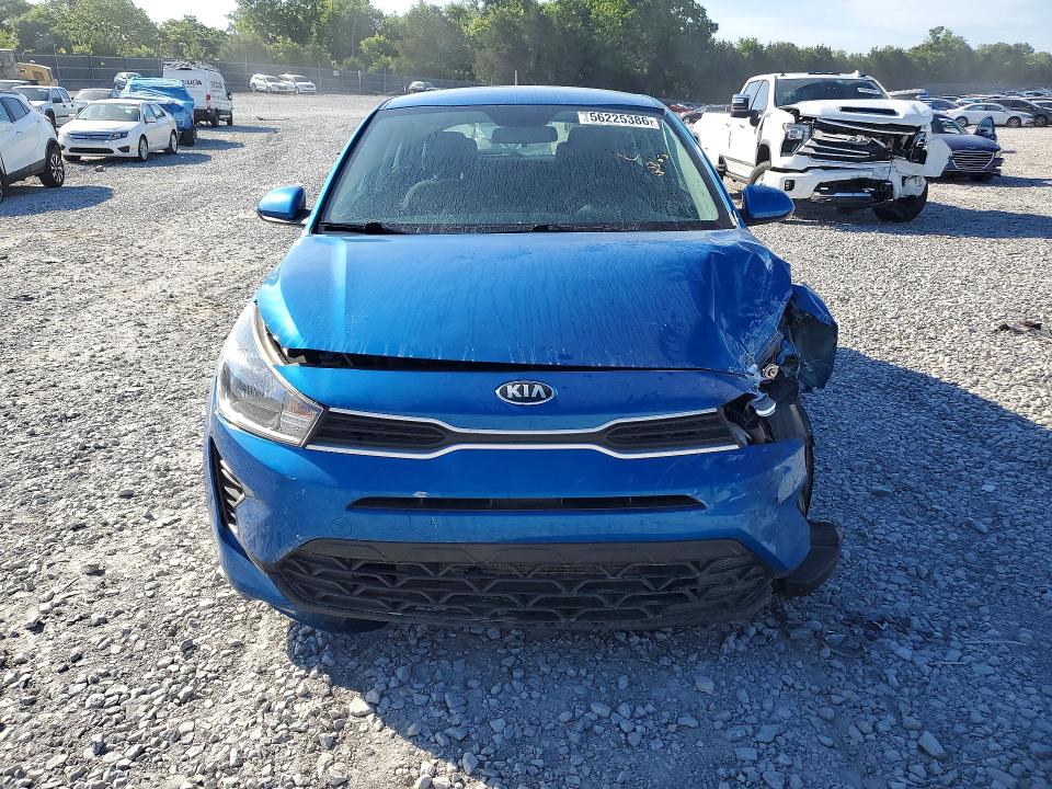 2021 Kia Rio მანქანა იყიდება აუქციონზე, vin: 3KPA25AD4ME418393, აუქციონის ნომერი: 56225386