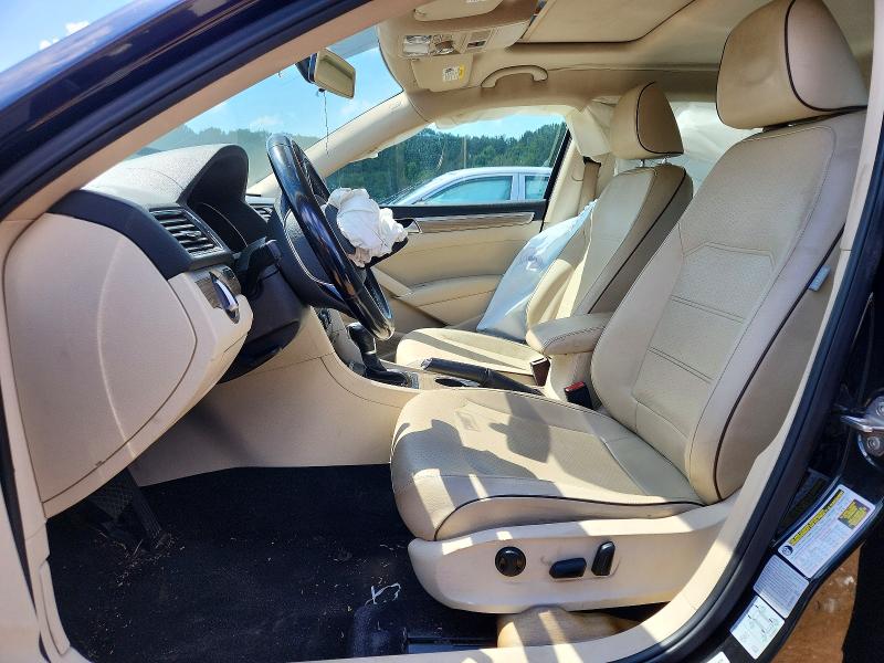 Продажа на аукционе авто 2016 Volkswagen Passat, vin: 1VWBT7A39GC010100, номер лота: 55410306