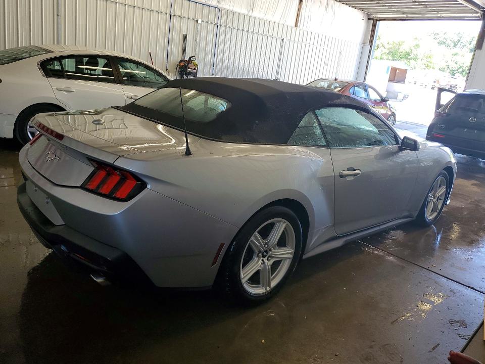 2026 Ford Mustang მანქანა იყიდება აუქციონზე, vin: 1FAGP8UH9T5108901, აუქციონის ნომერი: 56091646