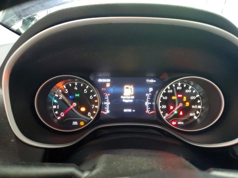 58880696 :رقم المزاد ، 3C4NJDBB0JT315703 vin ، 2018 Jeep Compass مزاد بيع