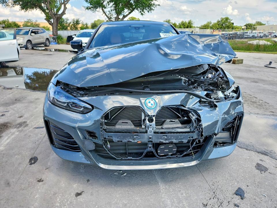 58041676 :رقم المزاد ، WBY73AW0XPFP87984 vin ، 2023 Bmw I4 مزاد بيع