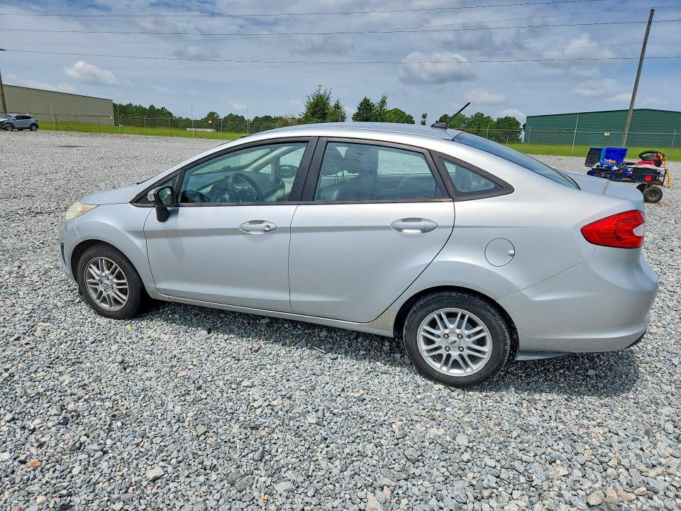 2013 Ford Fiesta Se მანქანა იყიდება აუქციონზე, vin: 3FADP4BJ5DM218728, აუქციონის ნომერი: 56851526