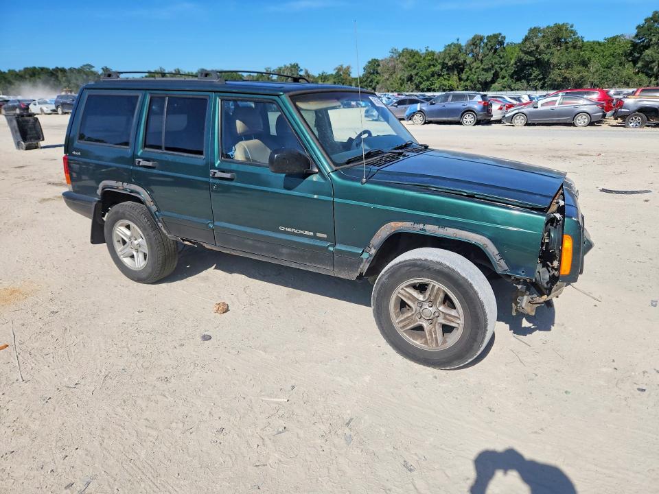 56395746 :رقم المزاد ، 1J4FF58SX1L621476 vin ، 2001 Jeep Cherokee مزاد بيع