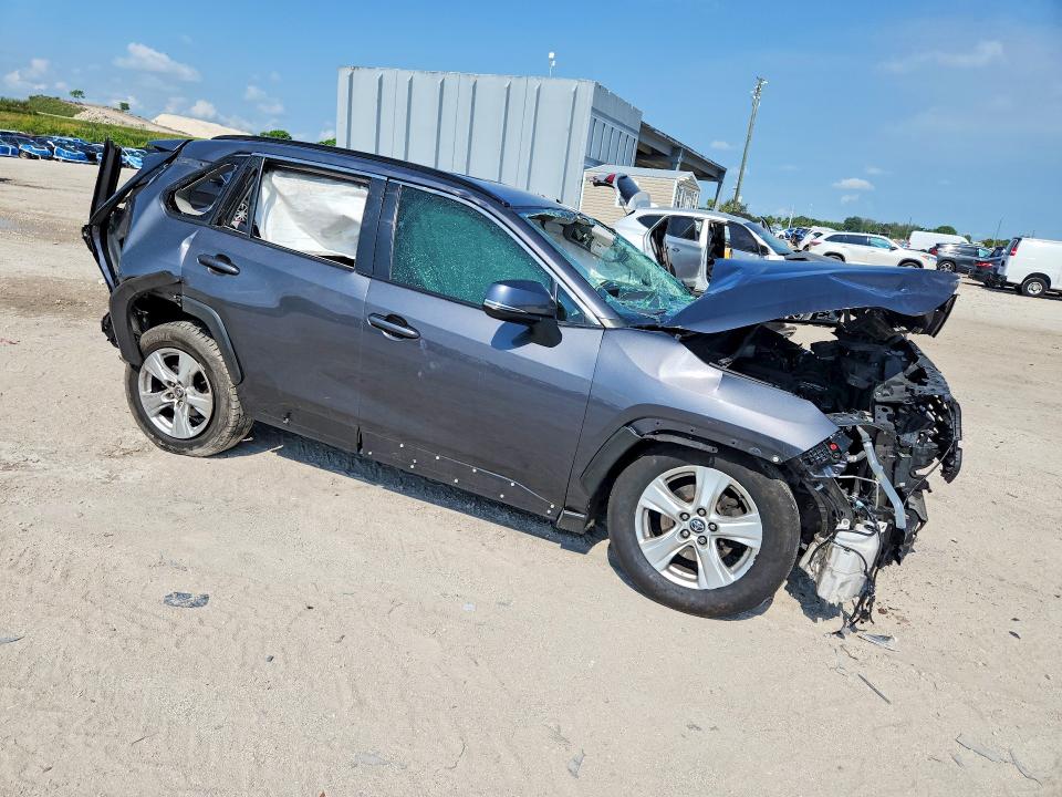 Продажа на аукционе авто 2021 Toyota Rav4, vin: 2T3W1RFV8MW105580, номер лота: 58640316
