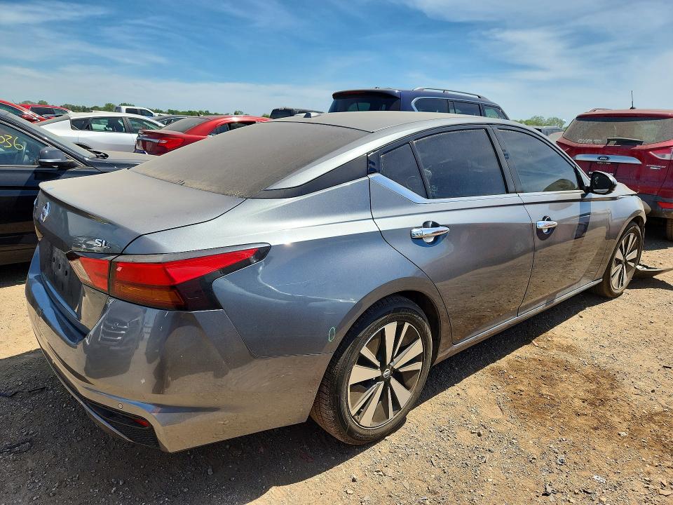 2020 Nissan Altima მანქანა იყიდება აუქციონზე, vin: 1N4BL4EV3LC147143, აუქციონის ნომერი: 55943936